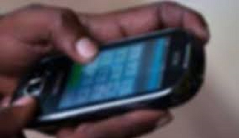 Togo-un-arnaqueur-finit-par-sympathiser-avec-sa-victime-apres-avoir-ete-demasque