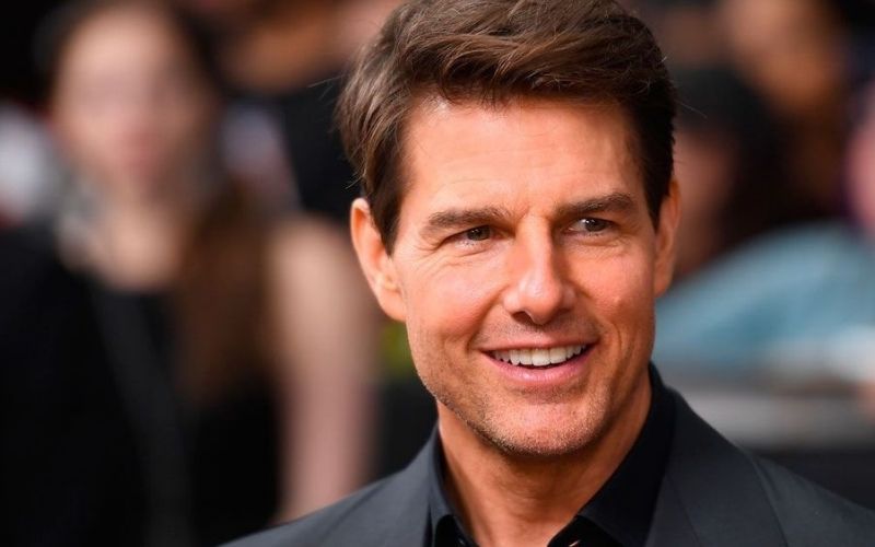 Tom-Cruise-amoureux-qui-est-sa-nouvelle-petite-amie