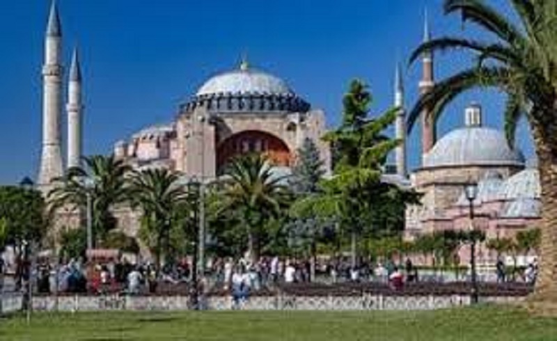 Turquie-Erdogan-annonce-la-transformation-de-lex-basilique-Sainte-Sophie-en-mosquee