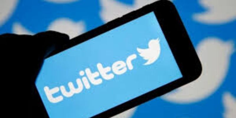 Twitter : le réseau social accusé de manquement grave en Russie