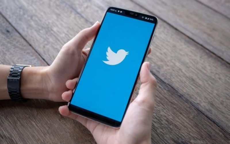 Twitter-choisissez-maintenant-qui-peut-repondre-a-vos-posts