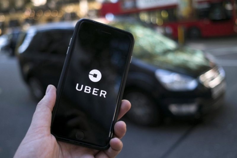 Uber-l-ancien-chef-de-la-securite-de-la-firme-accuse-d-avoir-tente-de-dissimuler-un-piratage-massif-e1598027606499