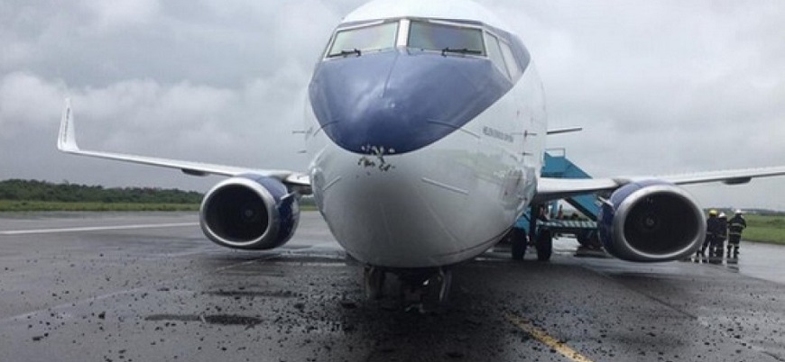Un-atterrissage-difficile-fait-eclater-le-pneu-avant-dun-avion-de-la-compagnie-Air-Peace