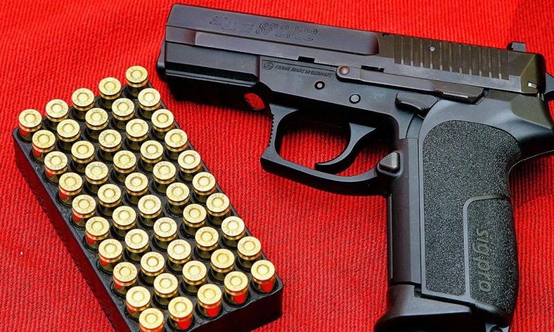 Un-garcon-de-13-ans-abat-son-frere-de-9-ans-en-jouant-au-policier-et-au-voleur