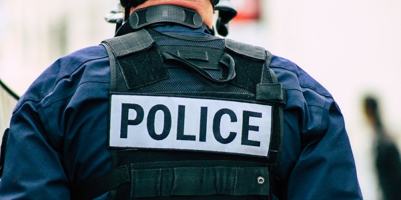 Un-homme-tire-sur-une-femme-enceinte-devant-son-compagnon-puis-se-suicide