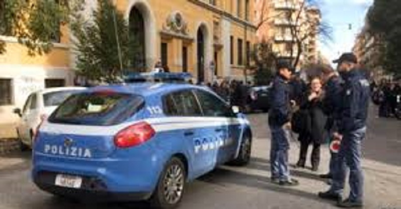 Un-jeune-garcon-battu-a-mort-par-4-freres-fous-darts-martiaux