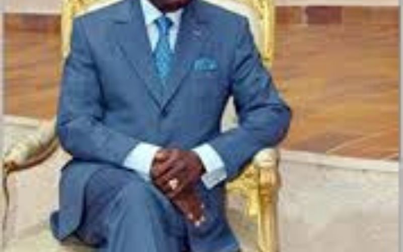 Un-milliardaire-africain-enterre-avec-son-smartphone-2