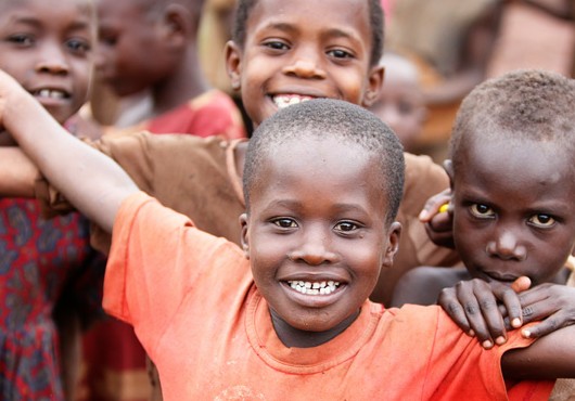 Un-nouveau-regard-vers-les-enfants-orphelins-et-vulnerables