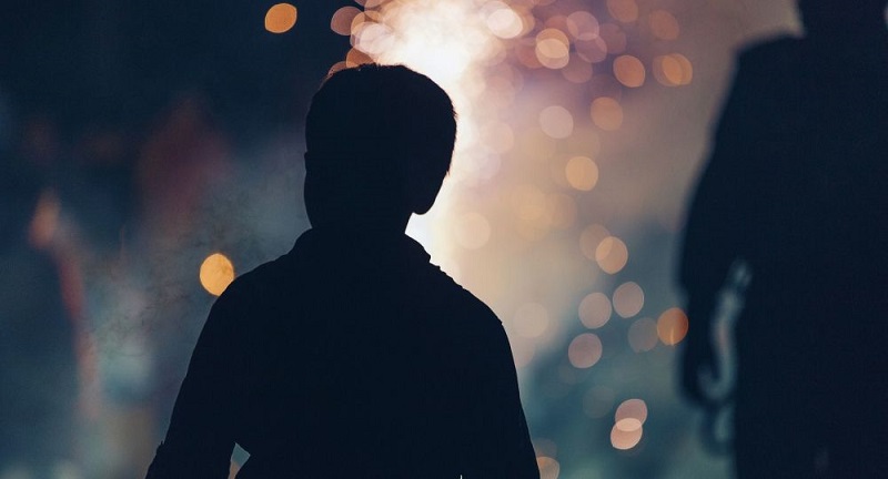 Un-petit-garcon-de-5-ans-sauve-sa-famille-des-flammes