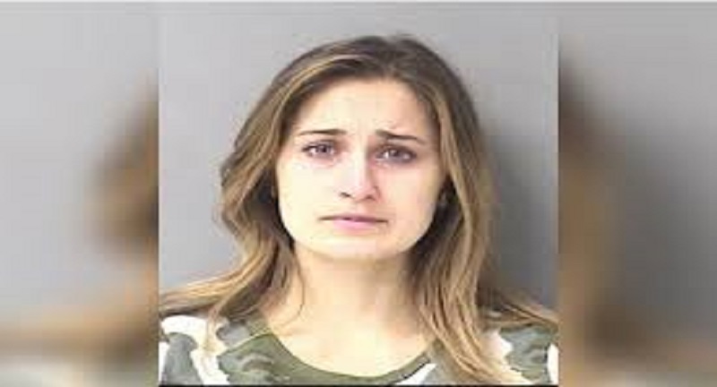 Une-ancienne-Miss-condamnee-pour-envoi-de-photos-s3xy-a-un-adolescent