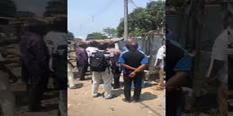 Une-communaute-au-Nigeria-prie-pour-un-transformateur-de-courant-defectueux