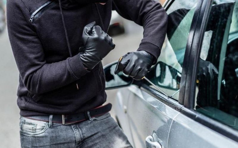 Une-victime-propose-a-son-voleur-de-lui-racheter-ses-affaires