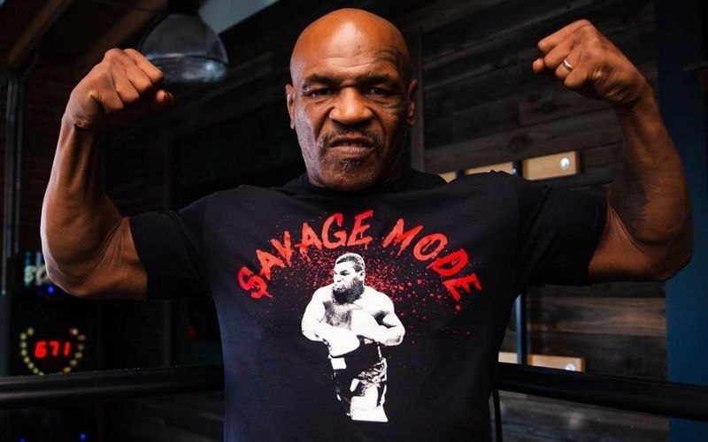 Va-t-il-me-mordre-loreille-Mike-Tyson-fait-toujours-peur