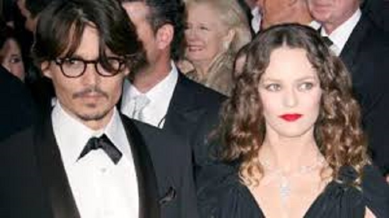 Vanessa-paradis-ses-echanges-avec-jhonny-deep-bientot-revelee