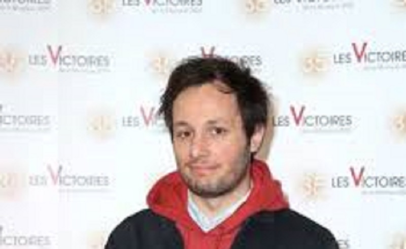 Vianney-on-na-pas-le-droit-de-dire-quon-aime-Sardou