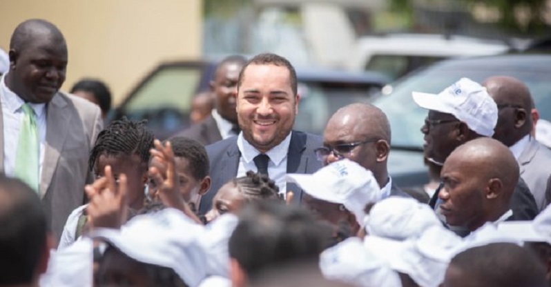 Video-Le-porte-parole-du-president-Ali-Bongo-teste-positif-au-Coronavirus