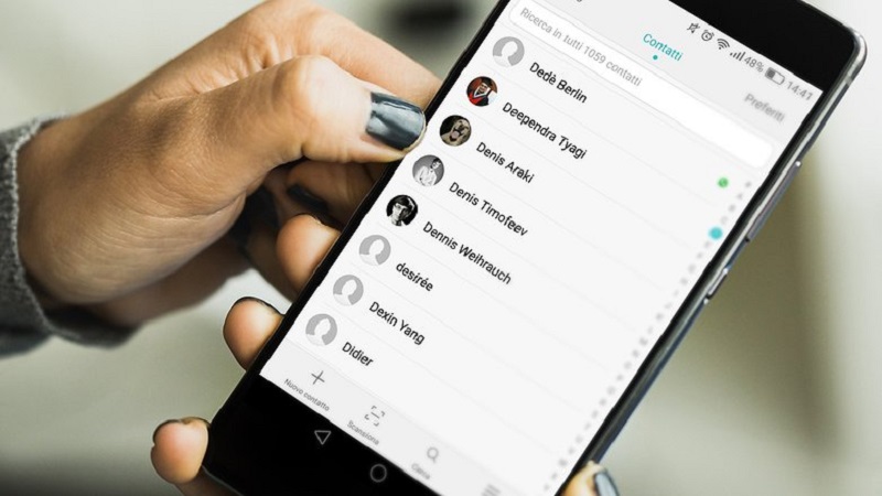 Voici-comment-transferer-son-repertoire-dun-telephone-a-un-autre