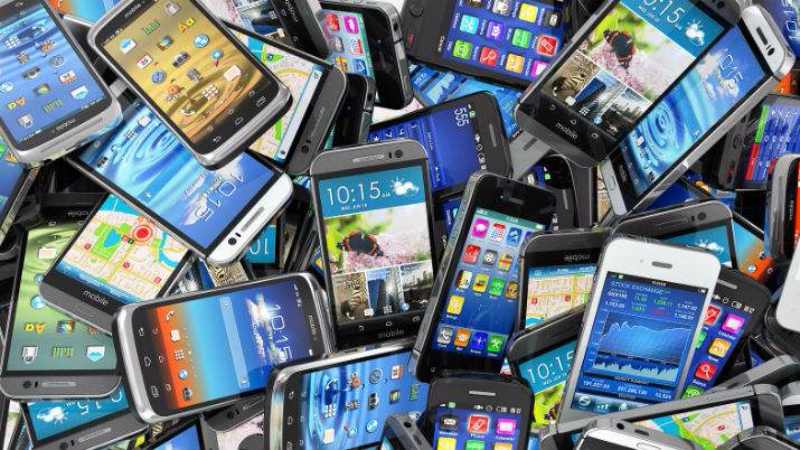 Voici-les-10-smartphones-les-plus-vendus-depuis-le-debut-de-lannee