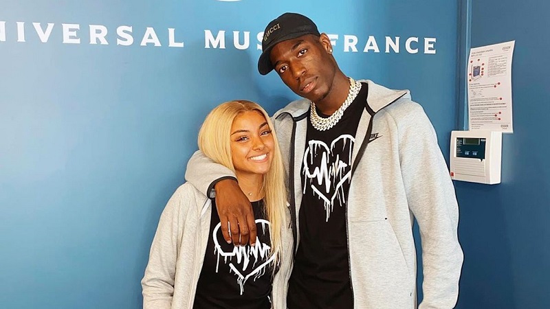 Wejdene-et-son-manager-accusent-Ariana-Grande-de-plagiat