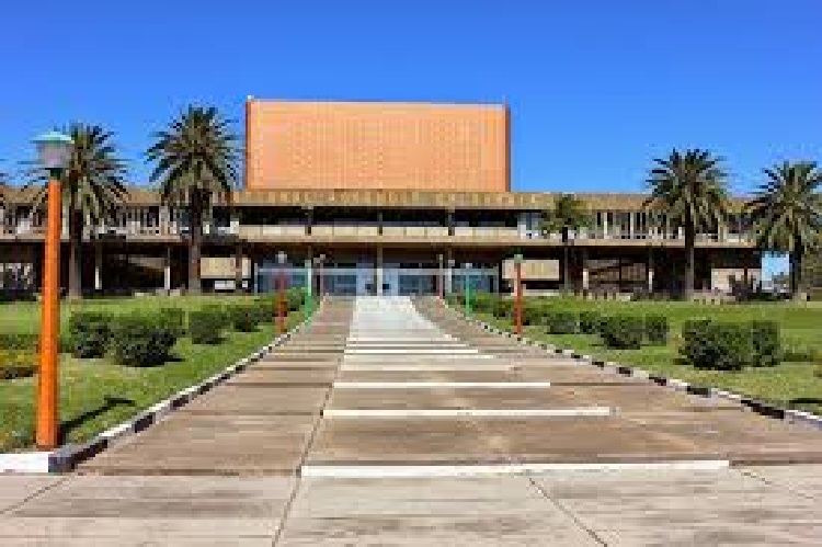 Zambie-Reforme-Constitutionnelle-le-Parlement-dit-NON-a-la-Loi-numero-10