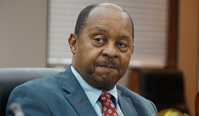 Zimbabwe-Covid-19-le-ministre-de-la-Sante-arrete-pour-detournement-de-fonds