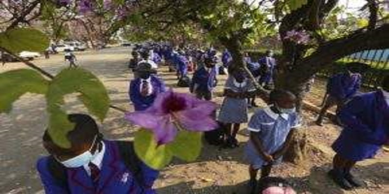 Zimbabwe-Reprise-des-cours-les-enseignants-menacent-de-boycotter-les-examens