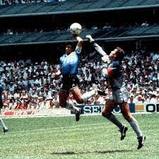 but-main-de-Dieu-Maradona