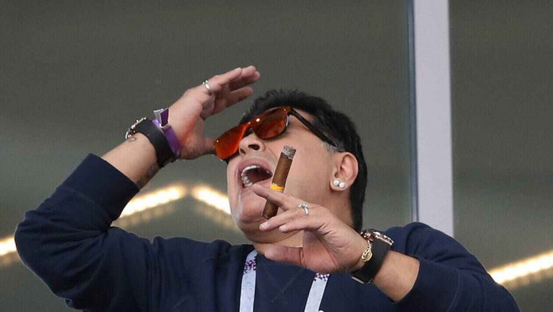 c360d163c0ac4f60b72512cf36e4904e-cope-america-diego-maradona-meme-les-tonga-peuvent-battre-l-argentine-e1560779401409