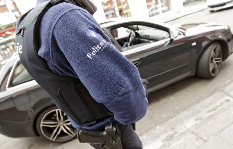 cambrioleur-interpelle-apres-avoir-oublie-une-photocopie-de-sa-piece-didentite