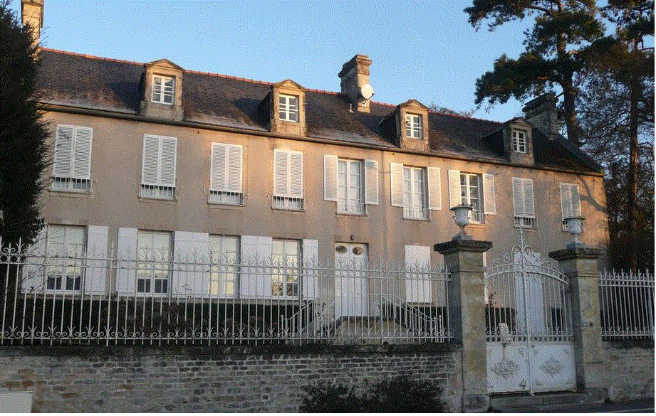 La veuve de Léopold Sédar Senghor lègue sa maison...(photos) colette 1 - La veuve de Léopold Sédar Senghor lègue sa maison...(photos)