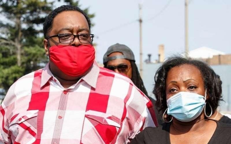 etats-unis-violence-policiere-paralyse-jacob-blake-est-menotte-a-son-lit-dhopital