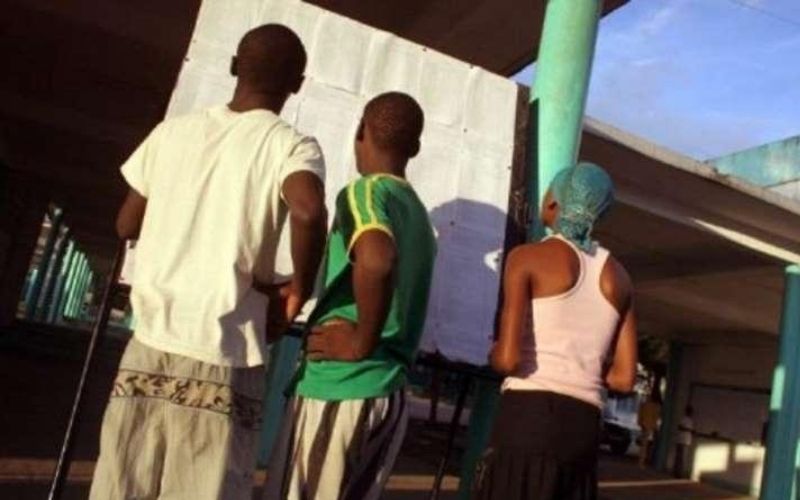 gabon-polemique-sur-la-publication-de-resultats-des-examens-par-sms