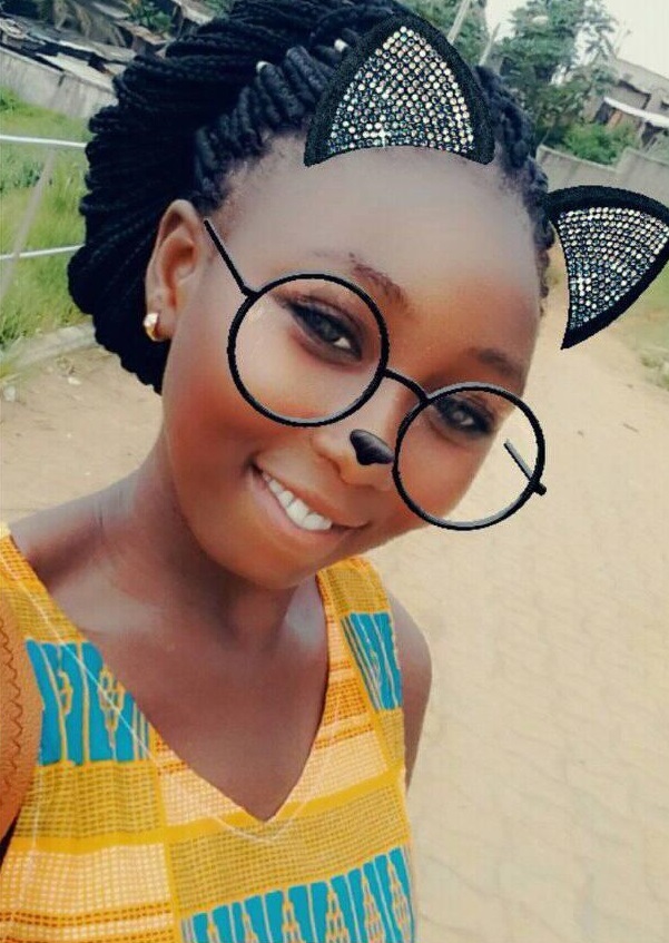 in-2A-19-ans-elle-decroche-son-Bac-S-avec-18-de-moyenne-et-devient-la-star-des-reseaux-sociaux