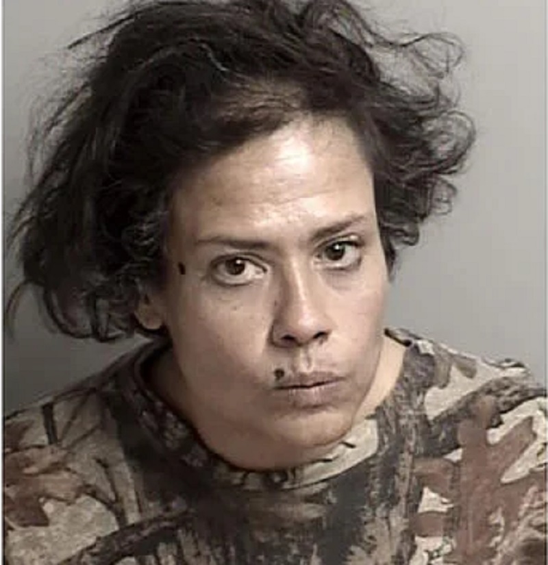 in-Coronavirus-une-femme-arretee-pour-avoir-leche-des-produits-dans-un-supermarche