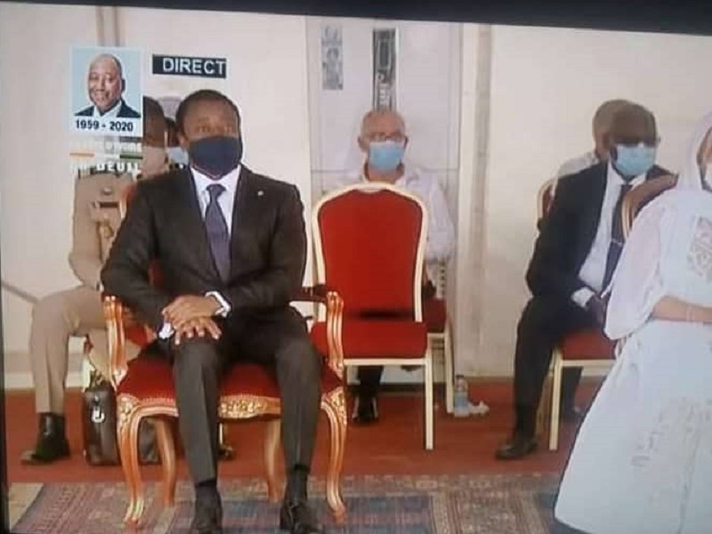 inTogo-Faure-Gnassingbe-enfin-en-masque-aux-cotes-dAlassane-Ouattara