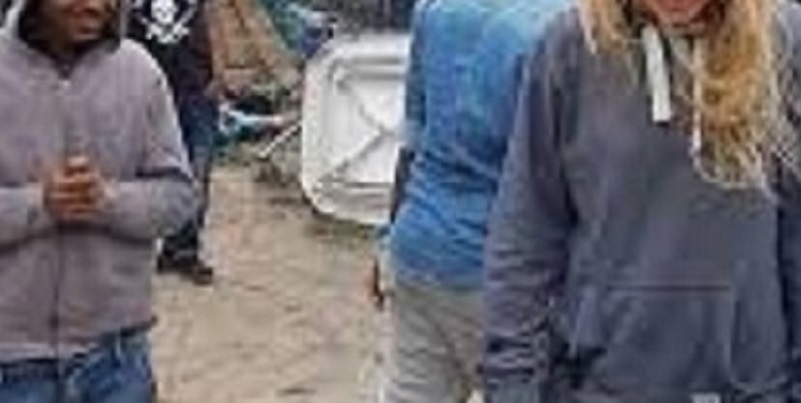 inUne-jeune-francaise-qui-heberge-3-migrants-se-dit-tres-satisfaite