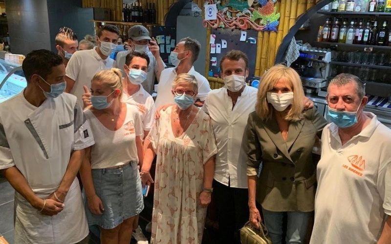 le-couple-Macron-en-vacances-s-offre-une-viree-dans-une-pizzeria