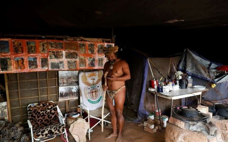 les-khoisan-autochtones-dafrique-du-sud-veulent-retrouver-terres-et-identite