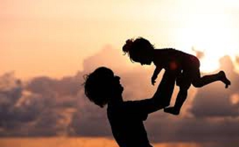 tatouer-son-fils-sur-le-visage