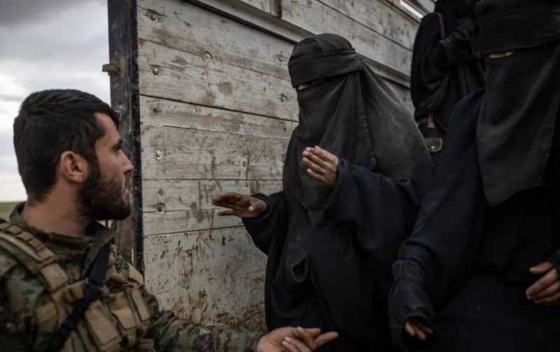 tats-Unis-une-djihadiste-recrutee-par-lEtat-islamique-demande-a-rentrer-e1573406720755