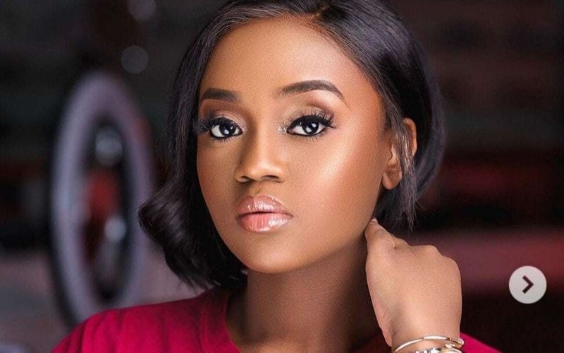 Chioma la fiancée de Davido s'affiche avec un autre homme (vidéo)