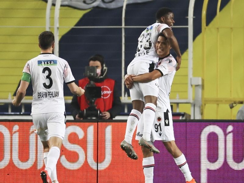 Floyd Ayité le Togolais offre une précieuse victoire à Gençlerbirligi
