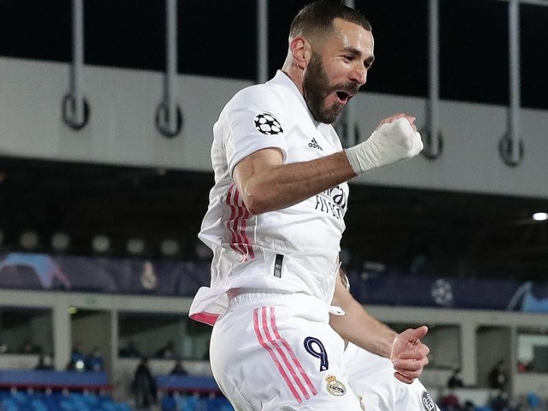 Ligue des champions Karim Benzema rentre un peu plus dans la légende