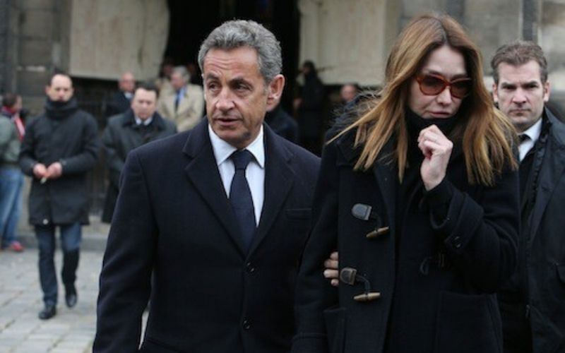 Nicolas Sarkozy condamné la violente réaction de son épouse Carla Bruni