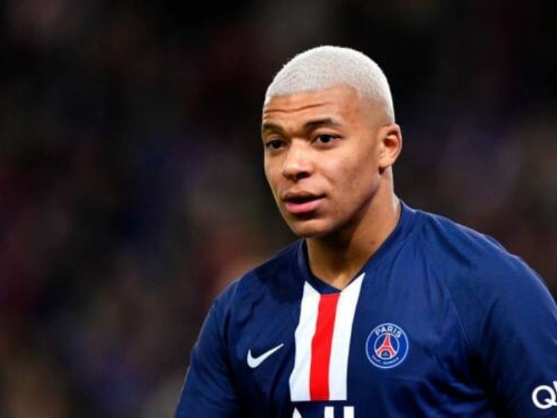 PSG Leonardo optimiste pour la prolongation de Kylian Mbappé