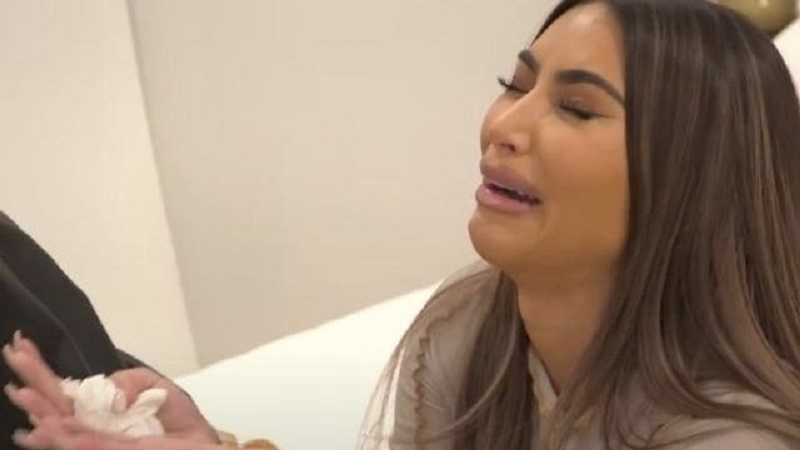 Stars Kim Kardashian en larmes (vidéo)