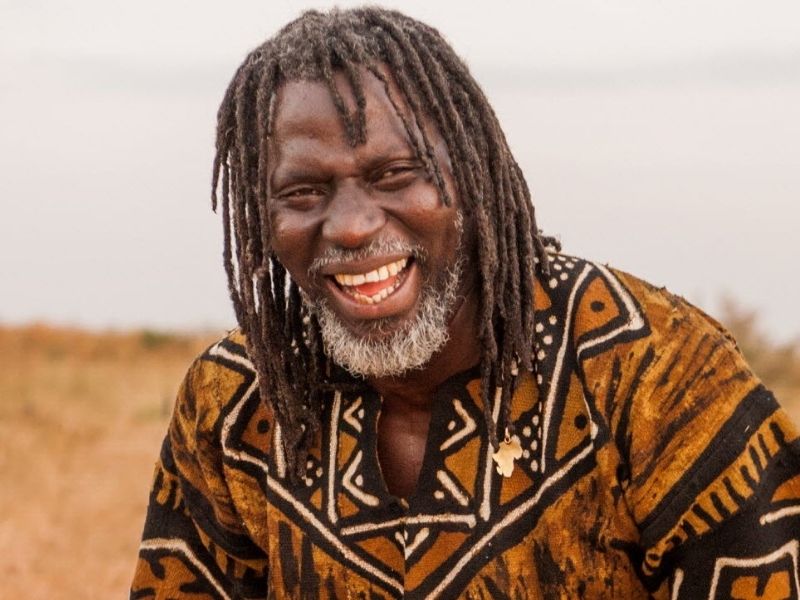 Stars quand Grand P met à genoux le grand Tiken Jah Fakoly (Photo)