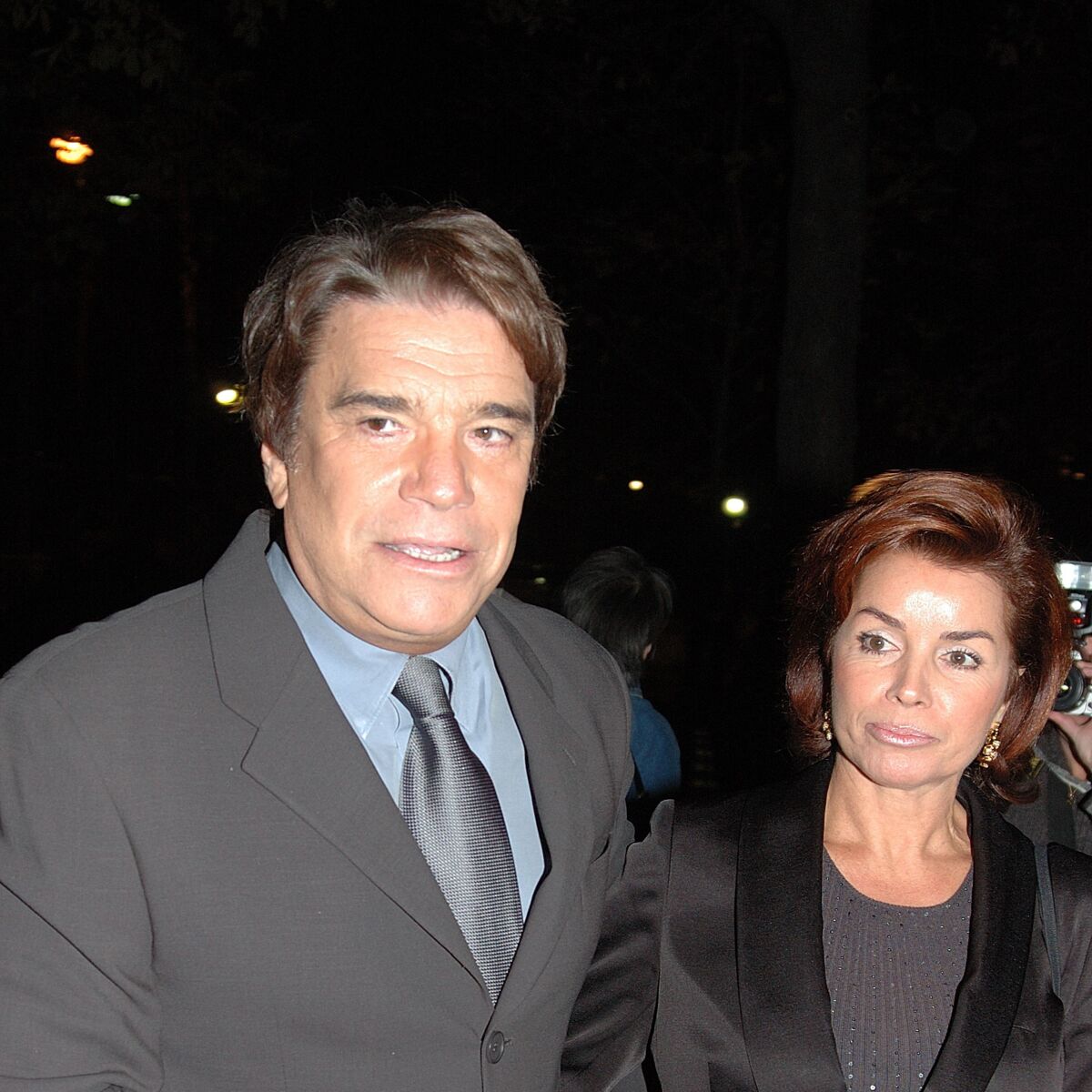 Archives. Bernard Tapie et son femme Dominique à Paris en 2004  | 00251613