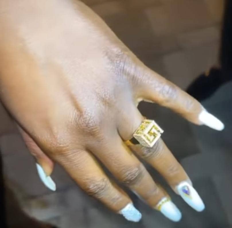 La bague / Capture d'écran