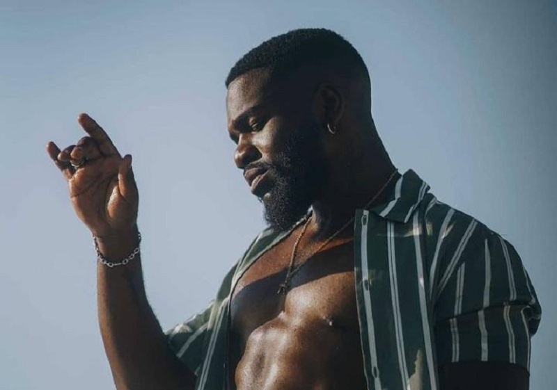 Tayc : la star fait une grosse annonce pour ses fans (vidéos)